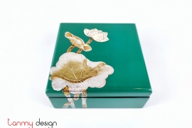  Square box with hand-painted lotus 16*H6 cm